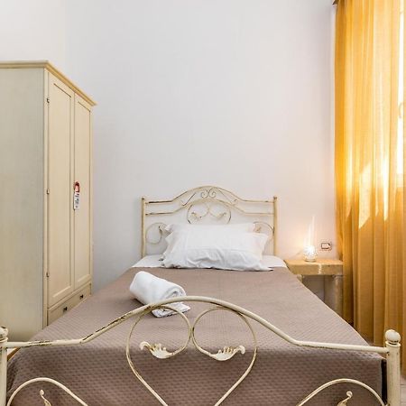 Hotel Reverse Torre Santa Sabina Luaran gambar