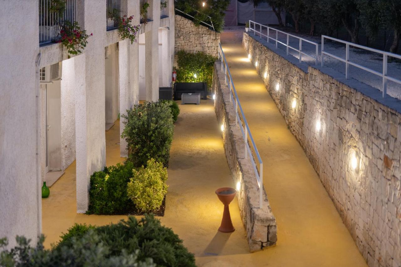 Hotel Reverse Torre Santa Sabina Luaran gambar