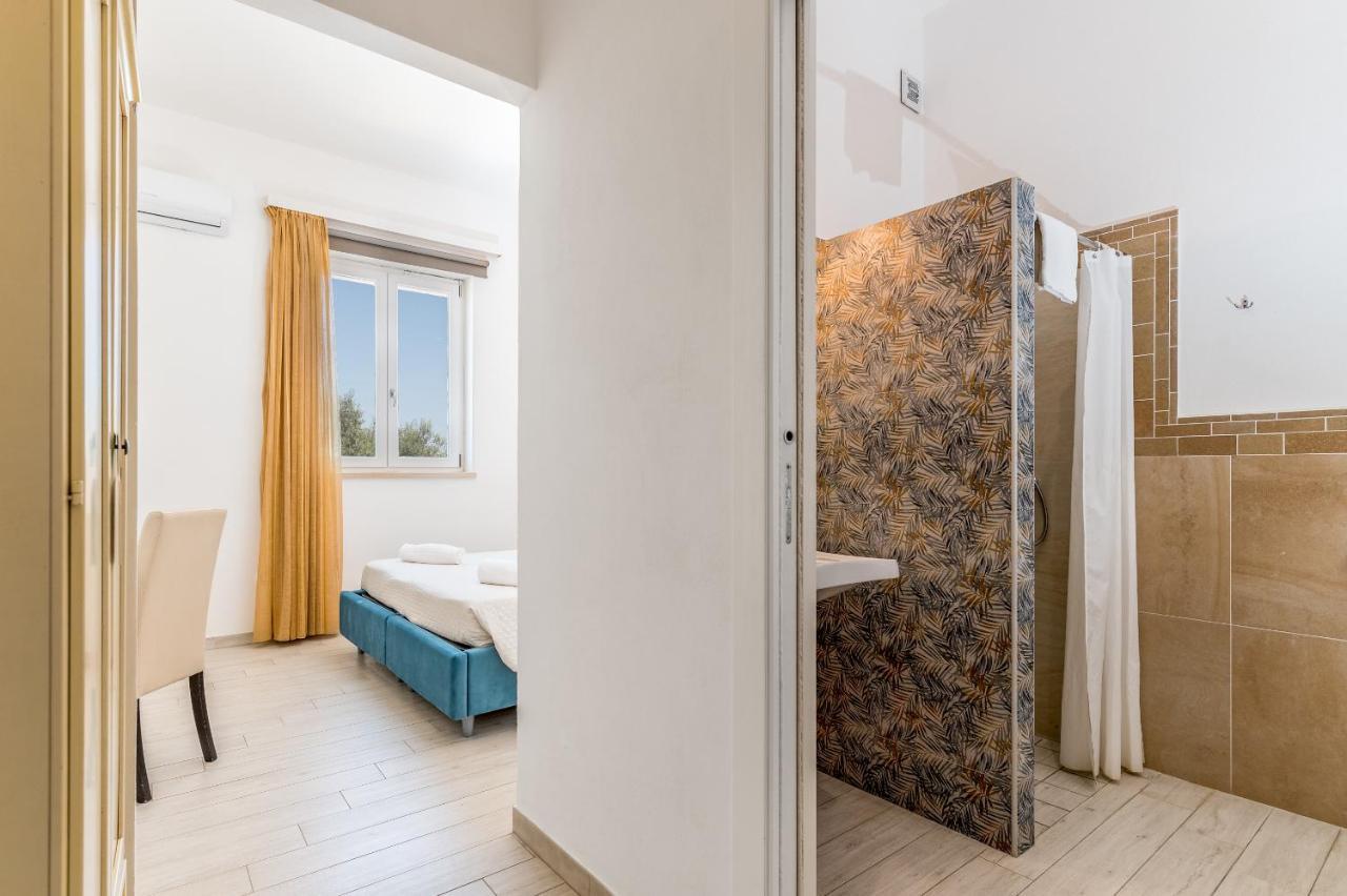 Hotel Reverse Torre Santa Sabina Luaran gambar
